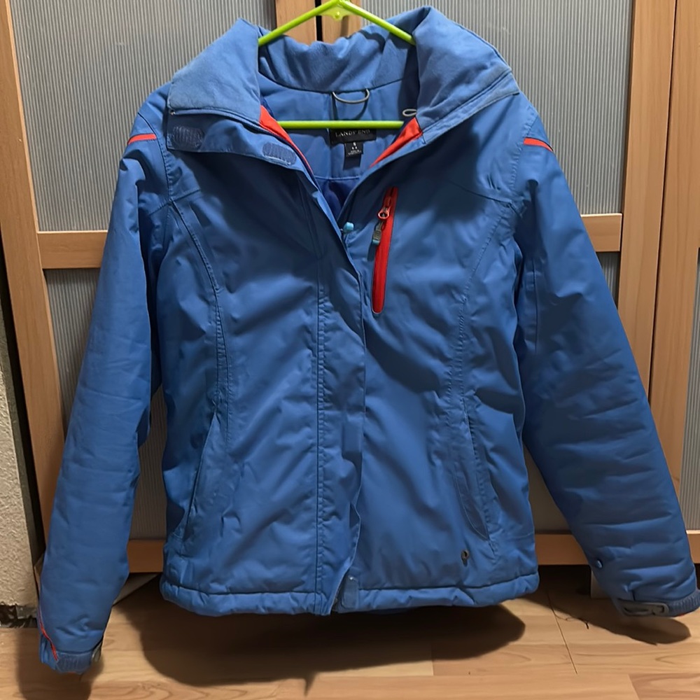 Lands End warm outdoor hooded winter coat zip front pockets blue small women